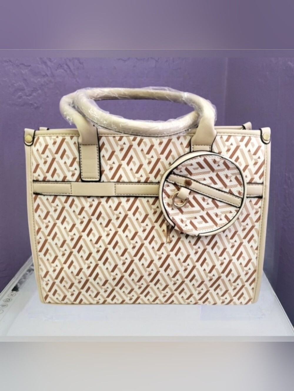 Stylish Crossbody Satchel